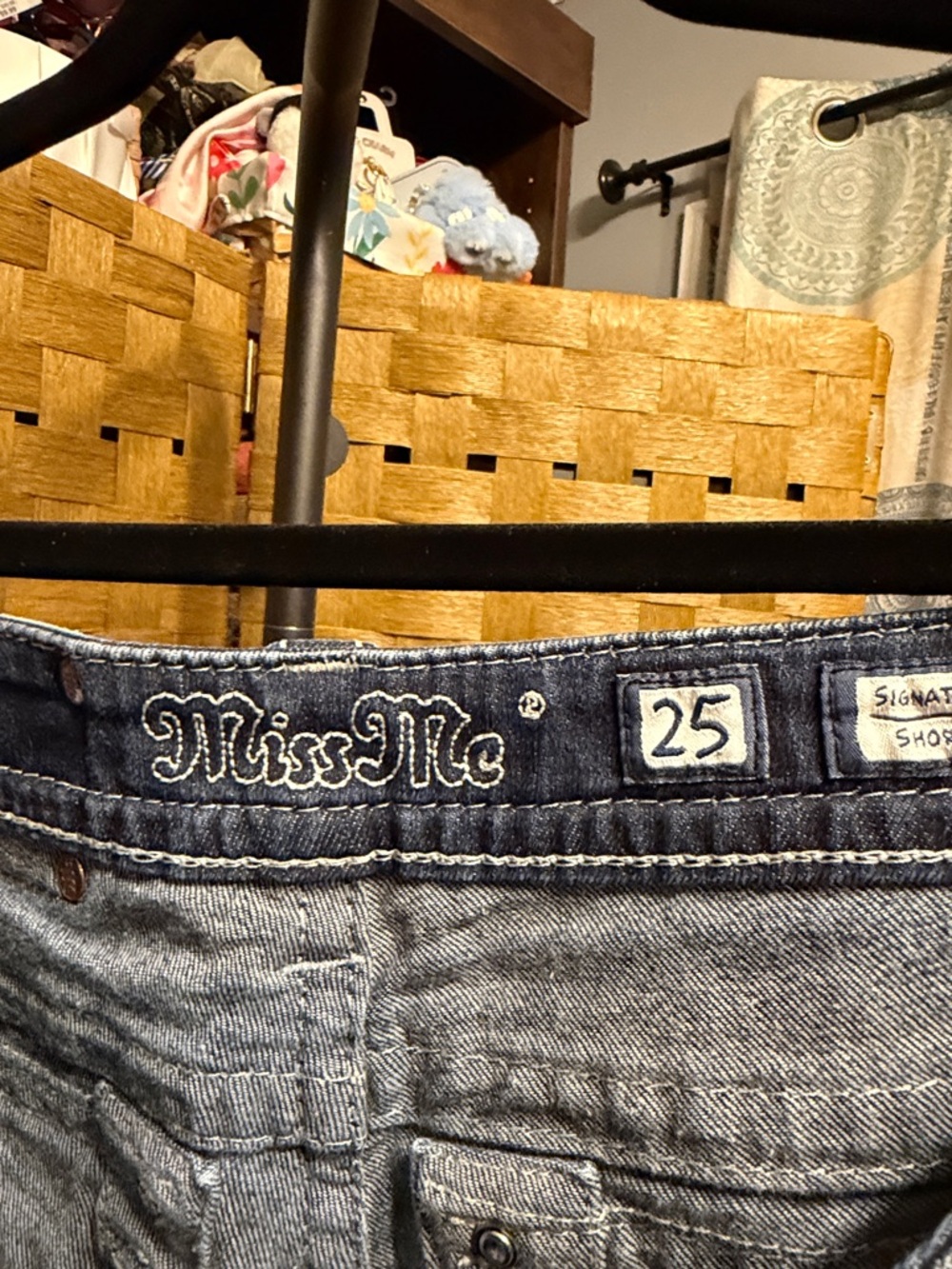 Miss Me Dark Blue Denim Star Patch Frayed Hem Shorts - Picture 4 of 4